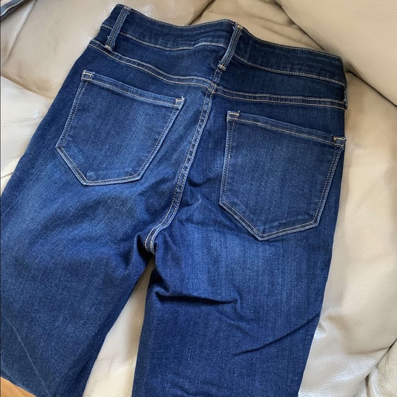Old Navy- rockstar, super skinny, high rise - Picture 2 of 5